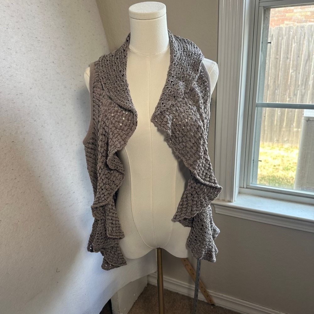 INC International Concepts Taupe Crochet Ruffle Waterfall Cardigan Vest Large